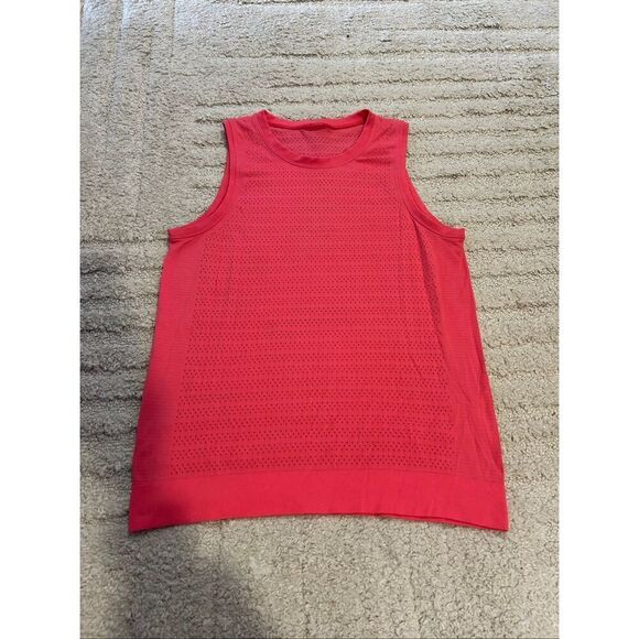 Lululemon tank top - Picture 1 of 2